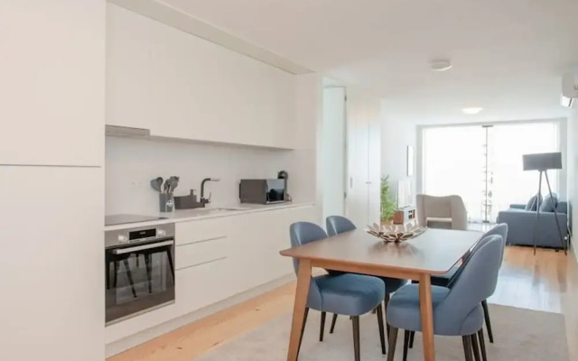 Liiiving in Porto City View Apartment 3T