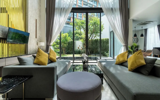 Panora Villa 8112 By Villacarte