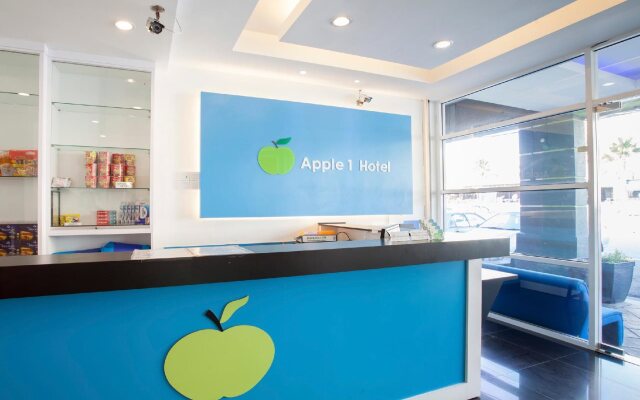 Apple 1 Hotel Queensbay