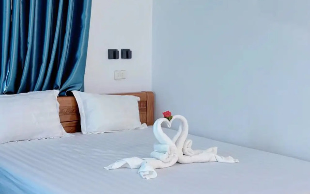 TamCoc Green field Hostel