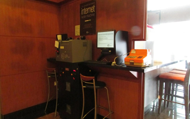 Strand Hotel (SG Clean Certified)