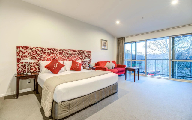 Parkview On Hagley – Guest Rooms – Christchurch