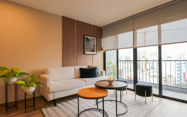 w Fantastic 2BR in the Heart of Miraflores