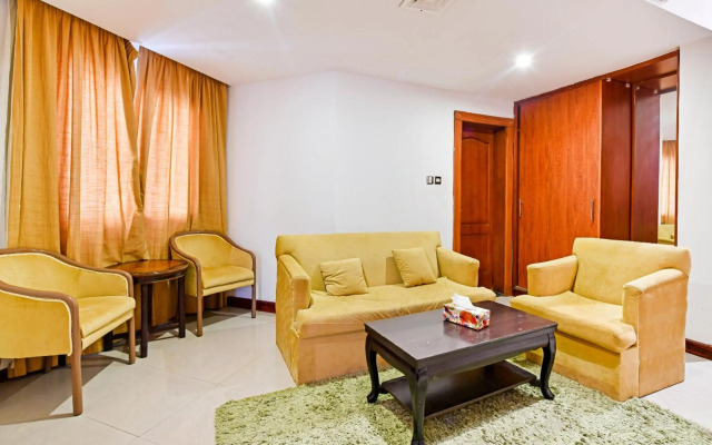 OYO 118 Revira Hotel