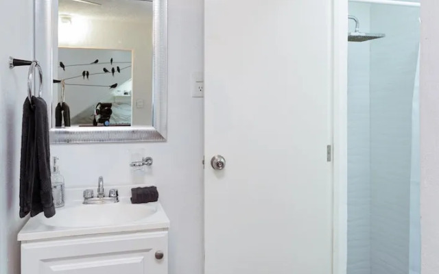 Simply Comfort Tohoku Studios 10 min Beach