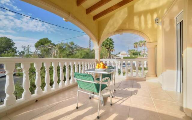 Villa - 7 Bedrooms with Pool and WiFi - 106438