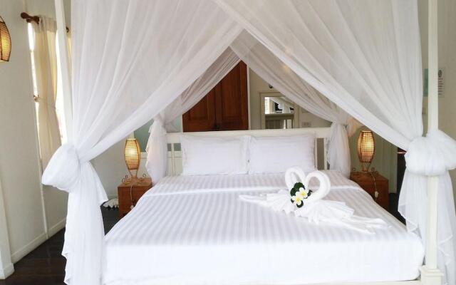 SleepEasy Beach Hostel Huahin
