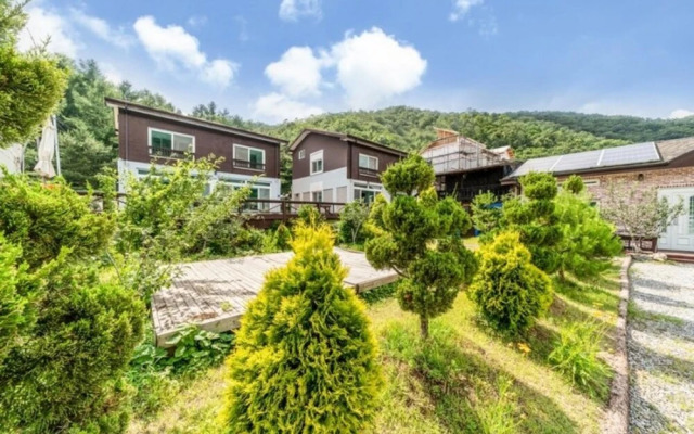 Hongcheon Tteul Pension