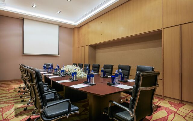 Crowne Plaza Zhongshan Wing on City by IHG