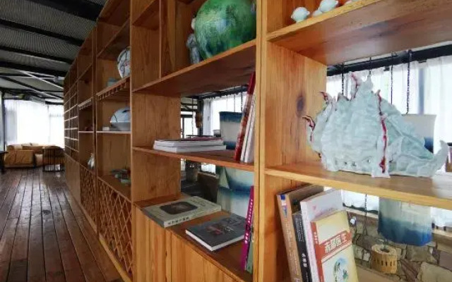 Yanyujian Hostel