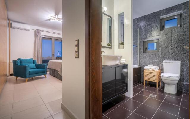 Akemi Luxury Villa
