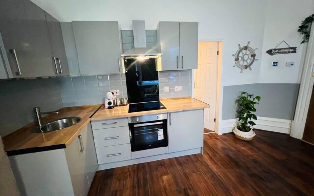 Stunning Apartment Sleeps up to 4 in Blackpool