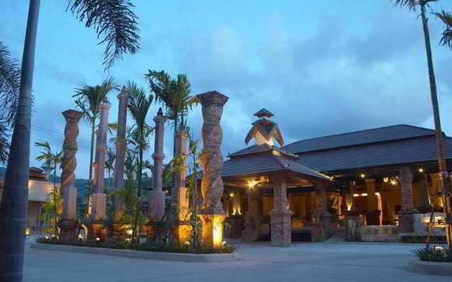 Circle Phuket Resort and Spa