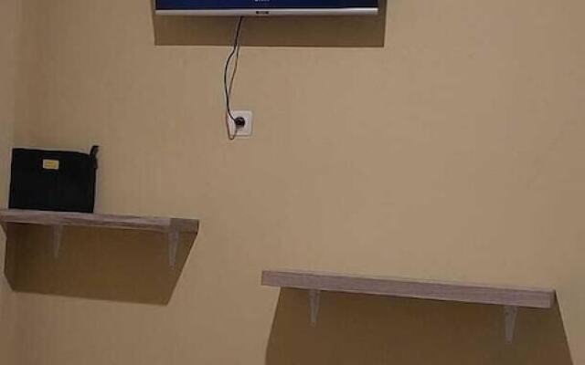 Deluxe Suite And Room