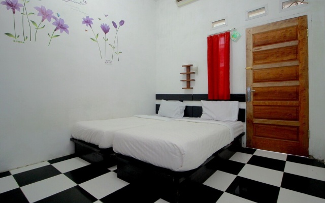 Hotel O Wisma Ria – Guest Rooms – Lubuklinggau