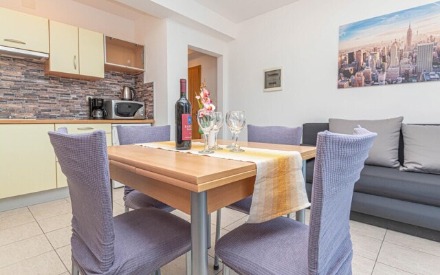 Stunning Apartment in Sibenik With Wifi and 1 Bedrooms