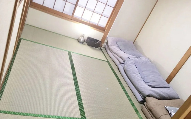 Hanazono Kita Terrace House