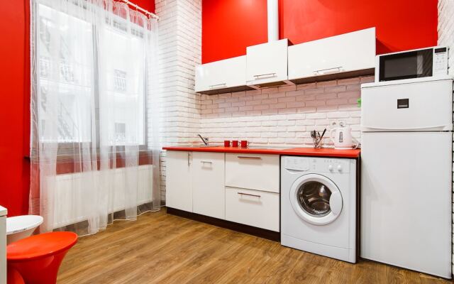 LeonRooms Onilovoy 18-1