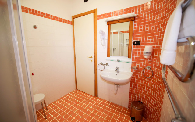 Pràcatinat Hotel & Restaurant