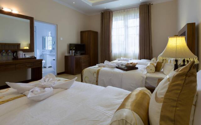 Serene King S Villa