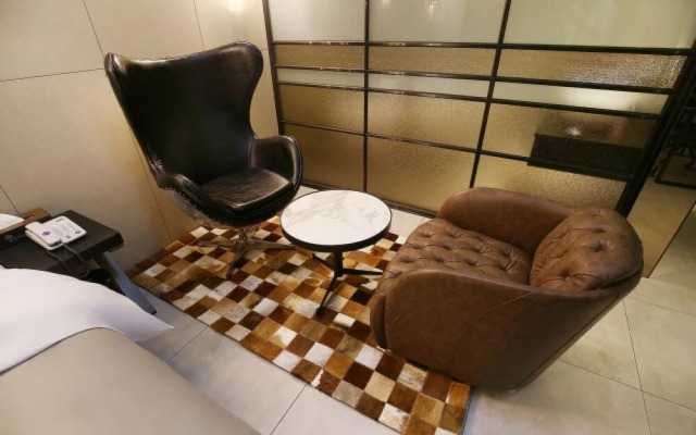 Cheonan La Tree Hotel