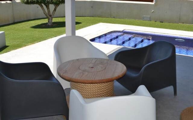 Villa Ardia - 50 Metres From the Beach