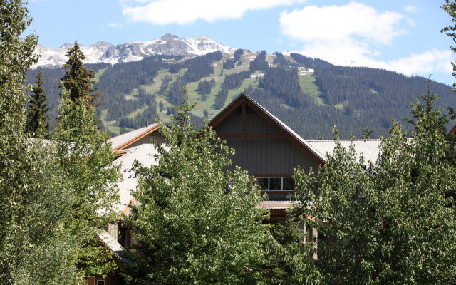 ResortQuest at Glacier's Reach