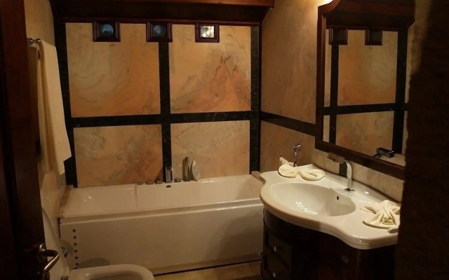 Palazzo Loupassi Boutique Villas