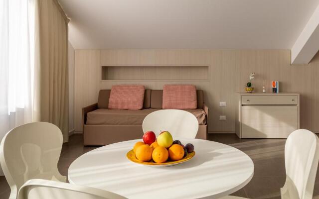 Aparthotel Grel Suite 208