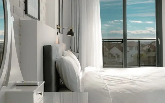 Caesar Blue Seaside Luxury Apartments
