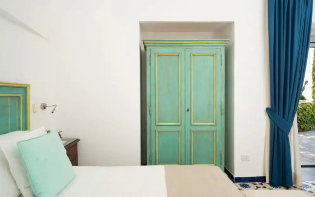 Villa Bijoux - Luxury Villa Sea View