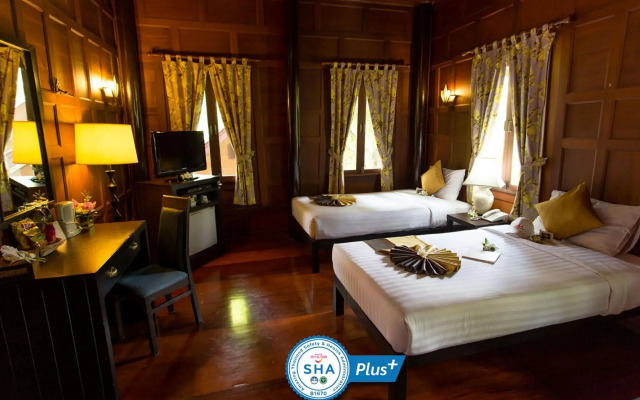 Baan Amphawa Resort & Spa