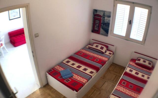 One bedroom Apartment 500m from the beach