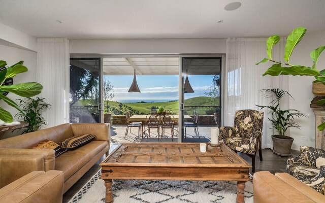 Your Luxury Escape - Horizon
