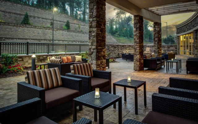 Courtyard Boone