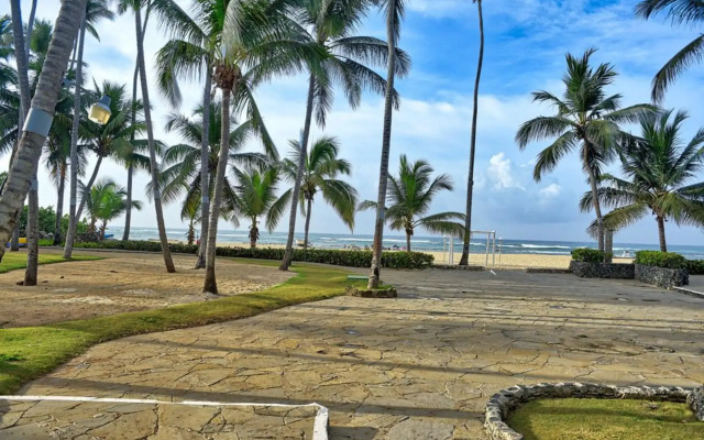 Coral Costa Caribe Beach Resort - All Inclusive