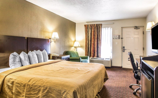 Quality Inn & Suites near Panama City Beach