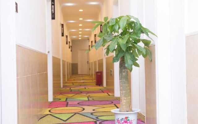 Shell Hotel Shanghai Hongqiao Airport National Exhibition Centre Jizhai Road Branch
