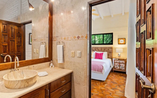 Villa Lola - an Adults Only Bed & Breakfast