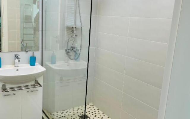 DXN Luxury Apartment 5
