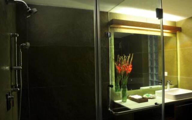 Utelia House No.9 ( A Luxury Paying Guest House )