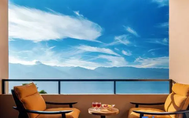 Dali Liyu ·Travel Seaview Hotel (Erhai Small Putuo Branch)