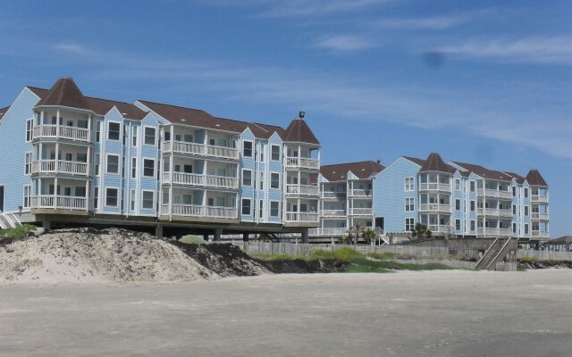 Seascape Deluxe Beach Condos by A B Sea Rentals