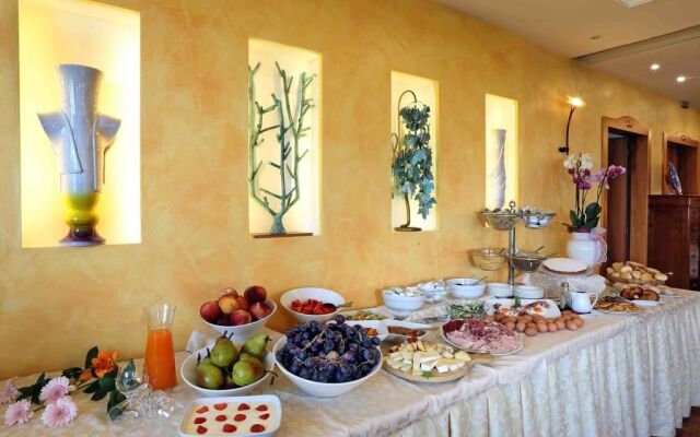 Hotel Costabella