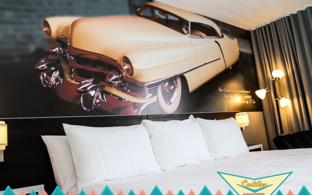 Cadillac Motel