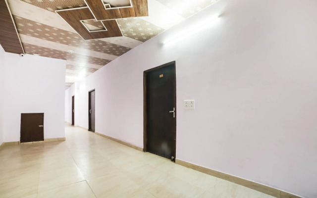 OYO 70893 Kl Khari Inn