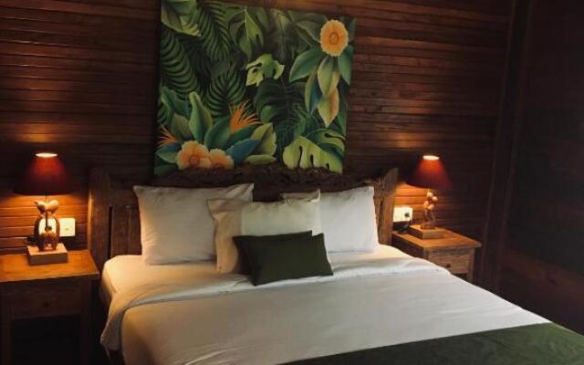 The Jungle Villa