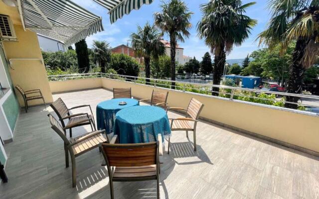 Apartments in Crikvenica 42053