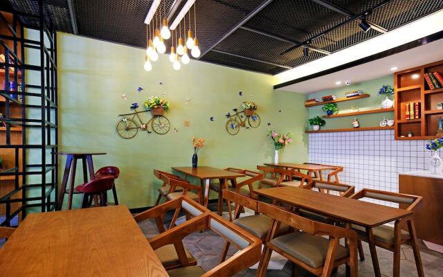 Immersing Hotel Guihu Branch