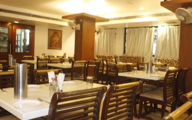 Hotel Chandra's